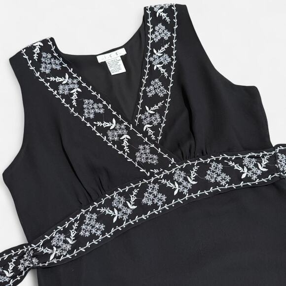 VTG Y2K Ice Black & White Silk Floral Embroidered Beaded Whimsy Fairy Top L - Picture 6 of 7